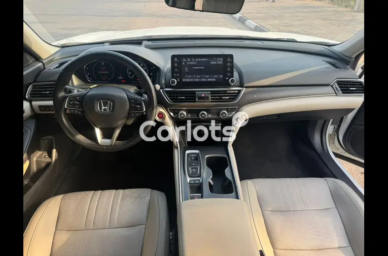 Few weeks used unregistered 2019 Honda Accord gearless for sale in Abuja, FCT - photo 2 of 5