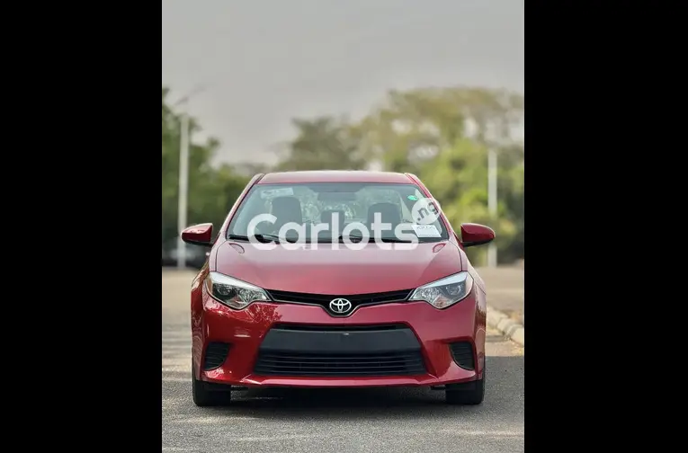 FOREIGN USED 2015 TOYOTA COROLLA LE