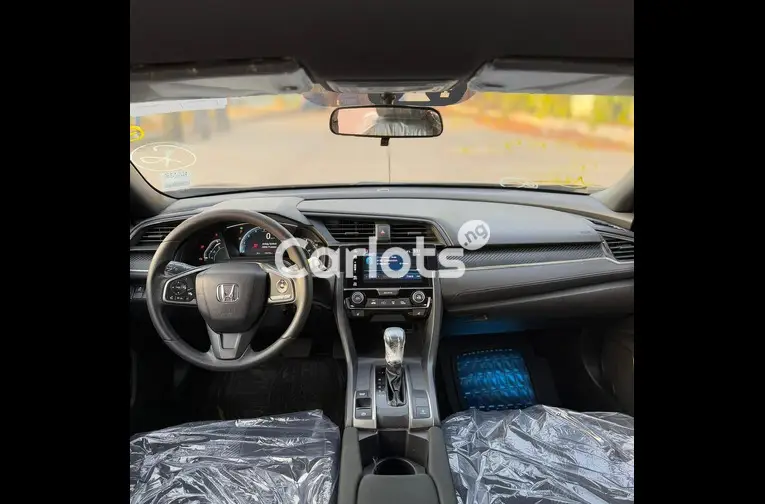FOREIGN USED 2019 HONDA CIVIC for sale in Kaduna, Kaduna - photo 2 of 5
