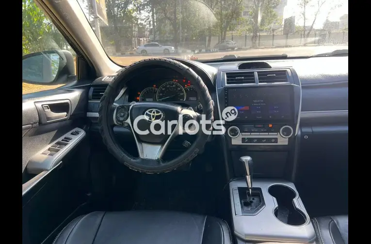 Neatly use Toyota Camry 2013 SE - 5