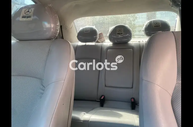 Used 2010 Mercedes Benz C240 for sale in Kano - thumbnail 3