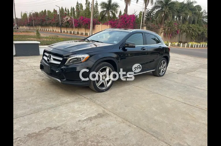 2015 MERCEDES BENZ GLA250 - 2/5