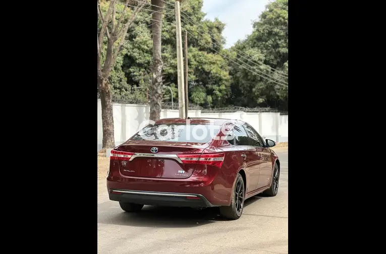 FOREIGN STANDARD 2014 TOYOTA AVALON HYBRID - 4/5