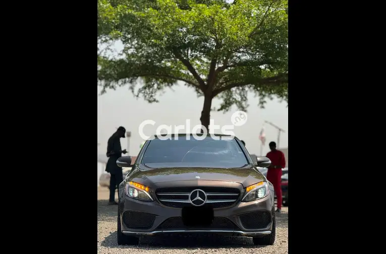 2015 MERCEDES BENZ C300 - 1/5