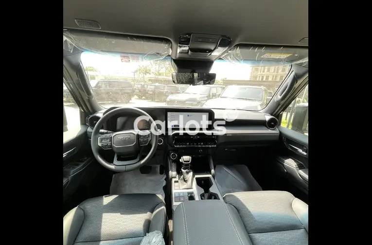 BRAND NEW 2025 TOYOTA PRADO ADVENTURE - 3/5