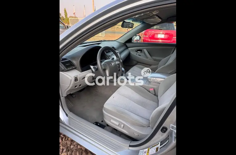 FOREIGN USED 2010 TOYOTA CAMRY for sale in Kaduna, Kaduna - photo 2 of 5