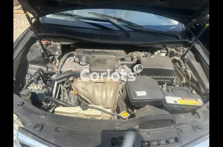 Nigerian Used Distress sale 2013 Toyota Camry for sale in Garki, FCT - thumbnail 2