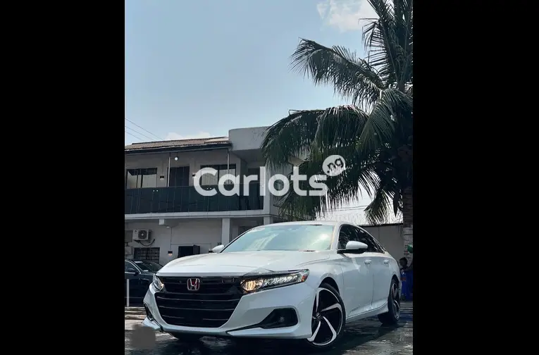 Tokunbo 2019 Honda Accord - 1/5