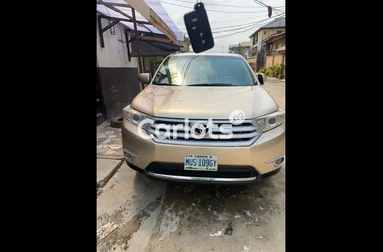TOKS Standard Direct 2012 Toyota Highlander for sale in Surulere, Lagos - thumbnail 1