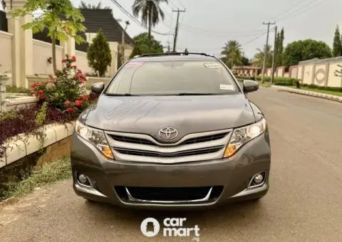 Foreign Used 2009 Toyota Venza V6 - 3/9