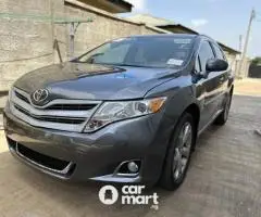 Clean Foreign used 2010 Toyota Venza V6 - 5