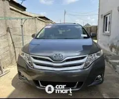 Clean Foreign used 2010 Toyota Venza V6 - 1