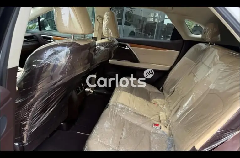 Foreign Used Lexus RX 350 2018 White for sale in Garki, Abuja - photo 2 of 5
