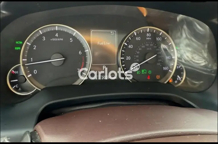 Foreign Used Lexus RX 350 2018 White for sale in Garki, Abuja - thumbnail 4