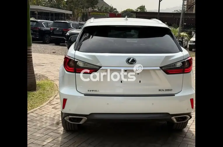 Foreign Used Lexus RX 350 2018 White for sale in Garki, Abuja - photo 5 of 5