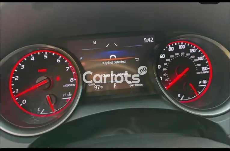 FOREIGN USED 2021 TOYOTA CAMRY XSE for sale in Kado, FCT - thumbnail 2