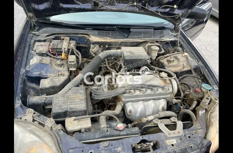 Nigerian Used 2000 Honda Civic for sale in Kano - photo 3 of 5