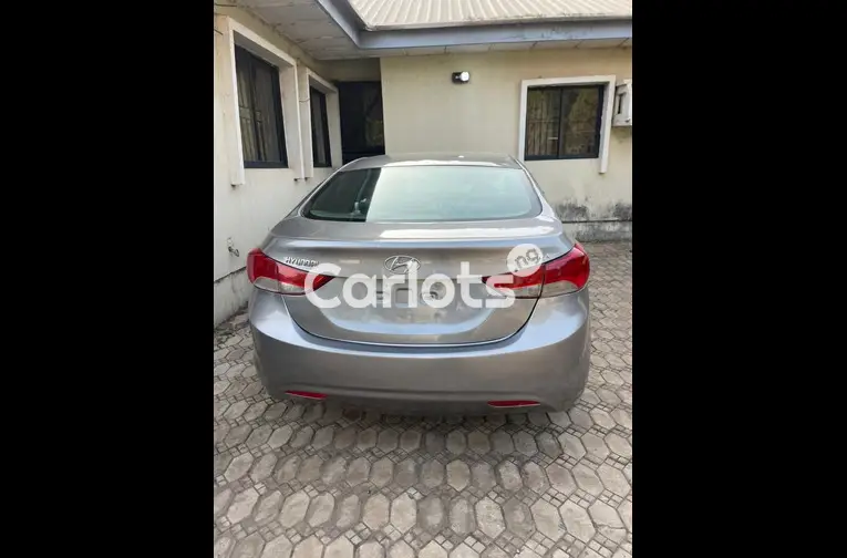 DISTRESS SALE 2013 HYUNDAI ELANTRA for sale in Kaduna, Kaduna - thumbnail 5