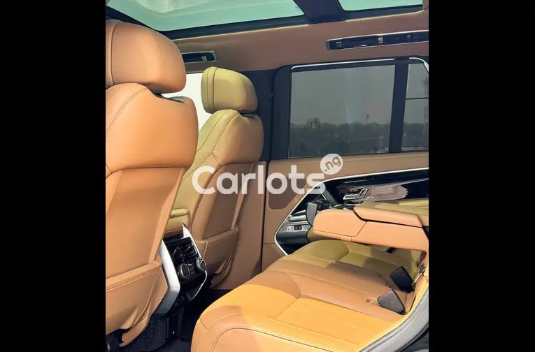 2023 RANGE ROVER AUTOBIOGRAPHY VOGUE for sale in Abuja, FCT - photo 4 of 5