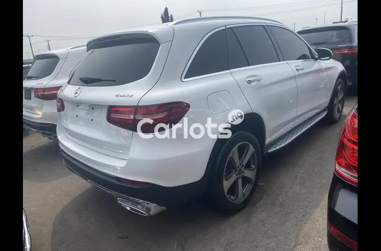 Foreign Used 2019 Mercedes Benz GLC300 - 4/5