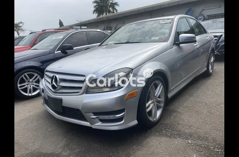 Foreign Used 2012 Mercedes Benz C300 - 1/5