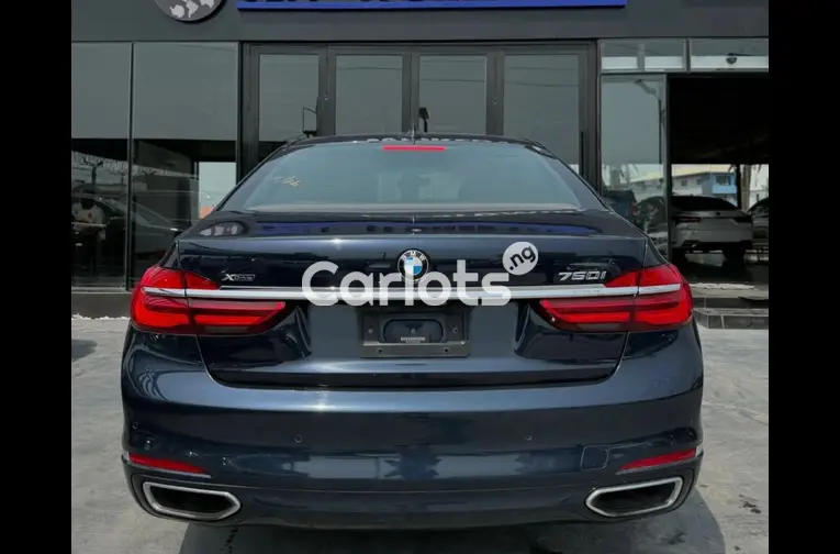 Tokunbo 2017 BMW 750i XDrive - 5/5