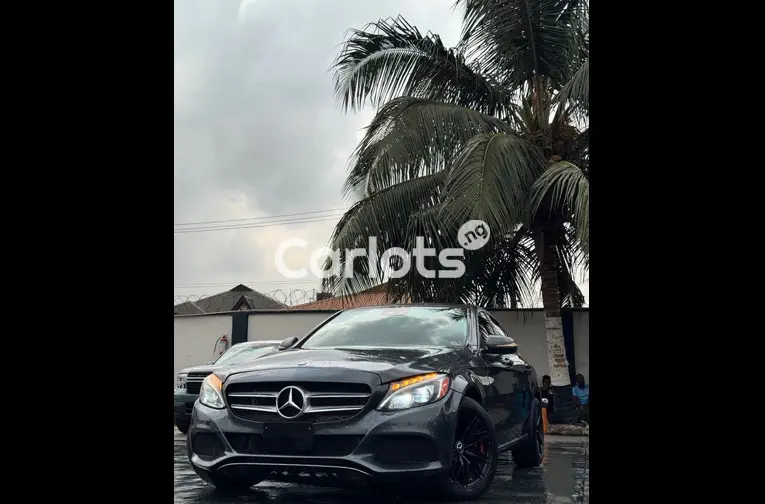 Tokunbo 2016 Mercedes Benz C300 - 1/5