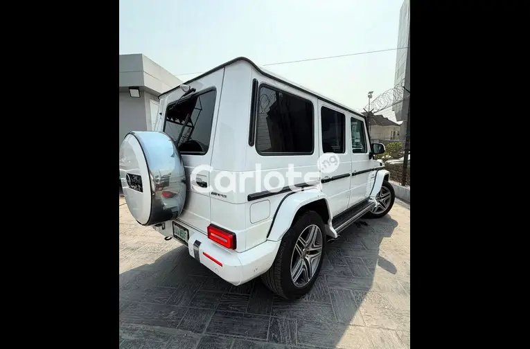 Pre-Owned 2010 Mercedes Benz G500 - 5/5