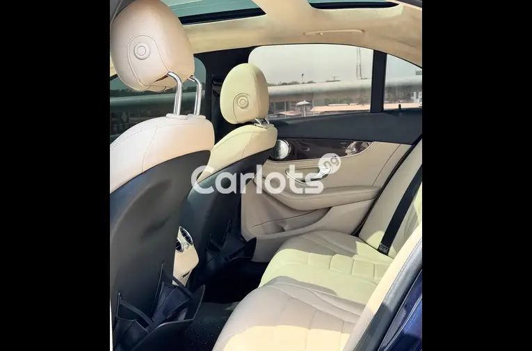 EXTREMELY CLEAN 2015 MERCEDES C300 for sale in Abuja, FCT - photo 5 of 5