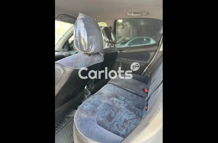 Used 2004 Peugeot 206 for sale in Kano, Nigeria - thumbnail 2