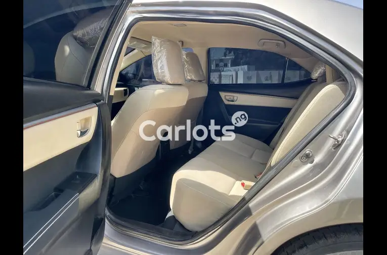 Nigerian Used 2018 UPGRADED TOYOTA COROLLA for sale in Kaduna - thumbnail 4