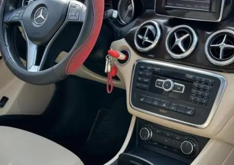 Tokunbo 2014 Mercedes Benz CLA250 - 2/5