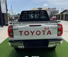 Used Toyota Hilux 2016