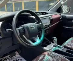 Used Toyota Hilux 2016