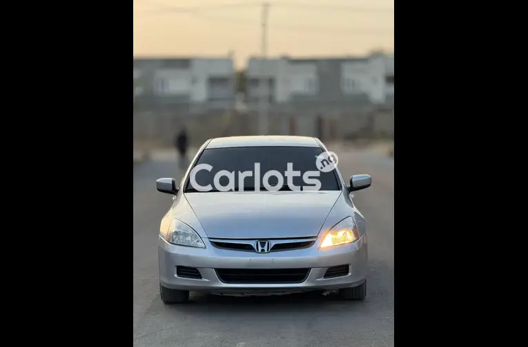 Used Honda Accord 2005