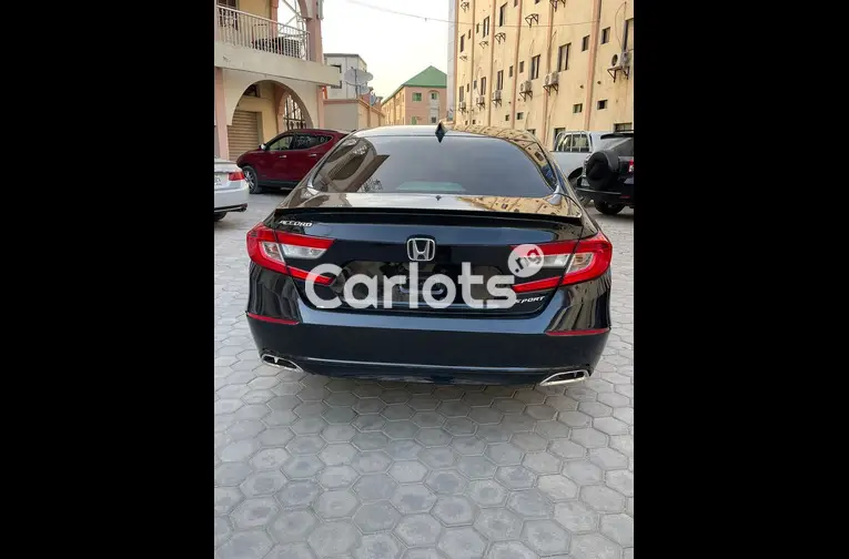 Used Honda Accord 2019 model for sale in Kano - thumbnail 4