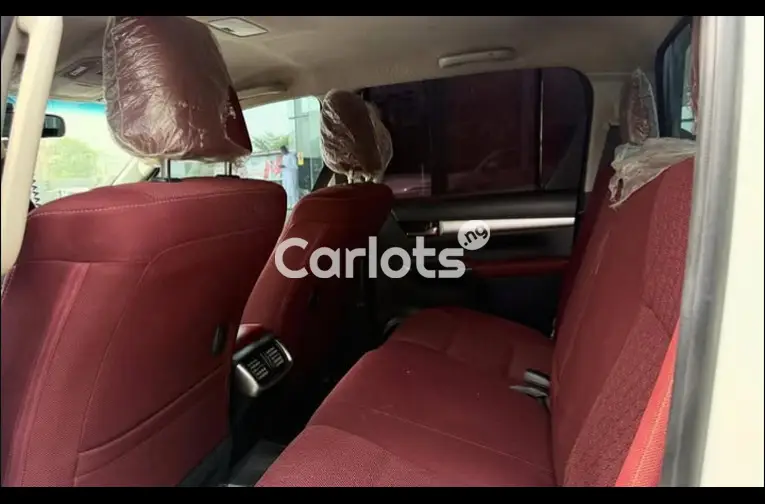 2022 TOYOTA HILUX SRS for sale in Abuja, FCT - thumbnail 3