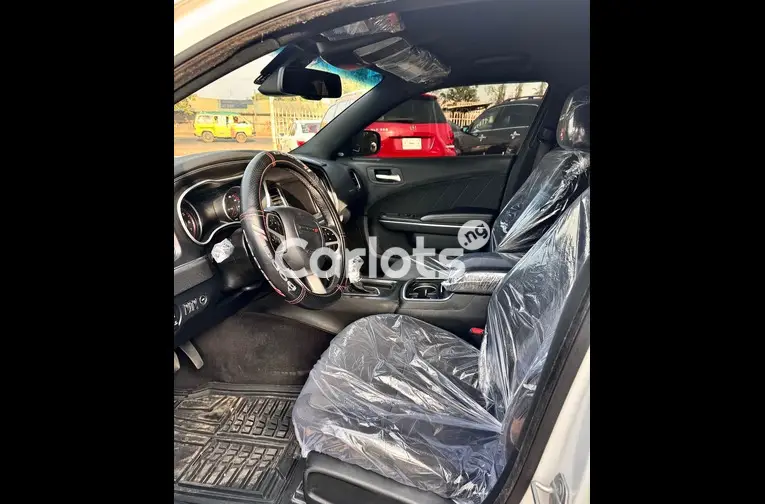 2018 DODGE CHARGER SXT for sale in Kaduna, Kaduna - thumbnail 2