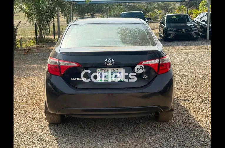 Nigerian used Toyota Corolla 2014 for sale in Abuja, FCT - thumbnail 5