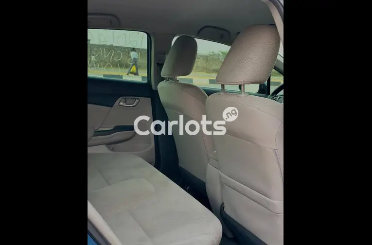 Used HONDA CIVIC 2013 for sale in Abuja, FCT - photo 2 of 5