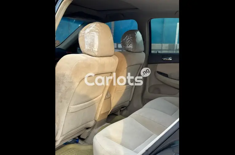 Nigerian used 2008 Honda Accord DC for sale in Abuja, FCT - thumbnail 5