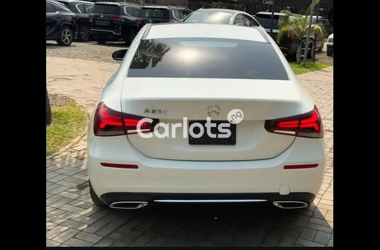 FOREIGN USED 2019 MERCEDES BENZ A220 - 5/5