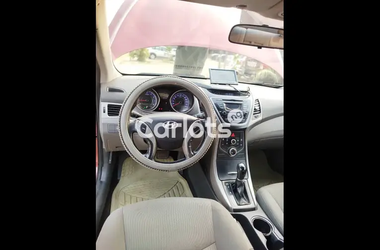 Neatly Used 2013 Hyundai Elentra GLi for sale in Abuja, FCT - thumbnail 5