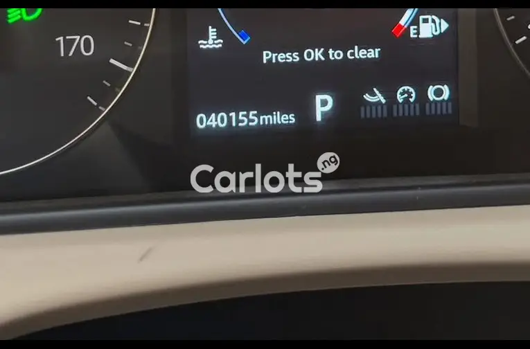 FOREIGN USED 2020 RANGE ROVER VELAR P340 for sale in Abuja, FCT - photo 4 of 5
