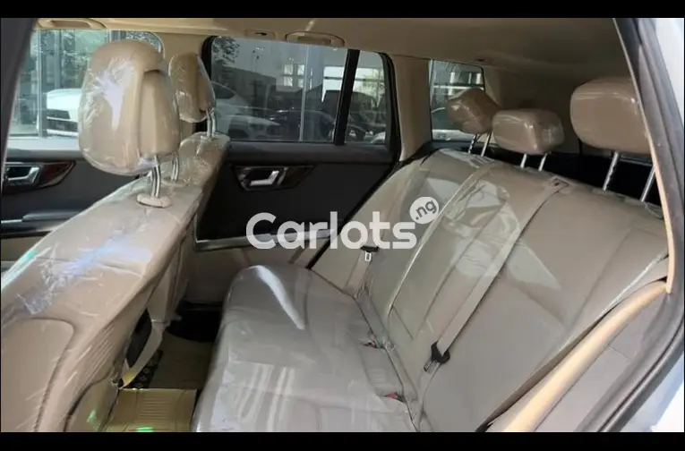 USED 2013 MERCEDES BENZ GLK 350 for sale in Abuja, FCT - photo 2 of 5