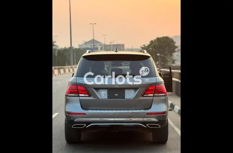 2017 MERCEDES BENZ GLE 350 for sale in Abuja, FCT - thumbnail 5
