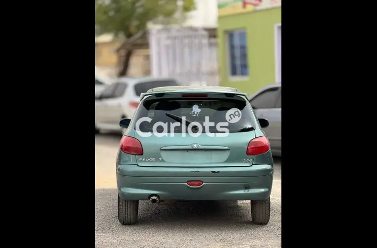 Used 2004 Peugeot 206 for sale in Kano, Kano - thumbnail 5