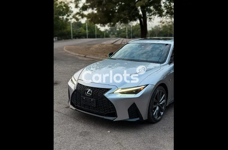 2022 LEXUS IS350 F-SPORT - 2/5