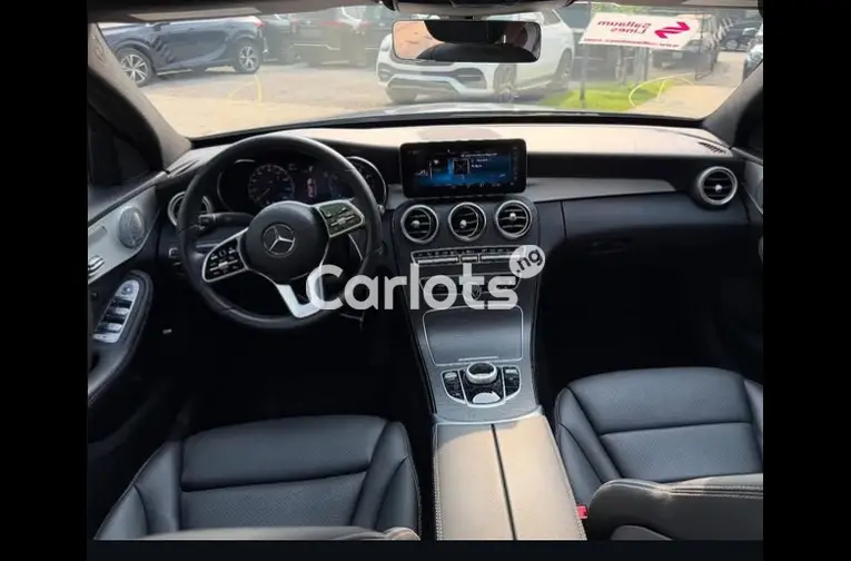 2020 MERCEDES BENZ C300 for sale in Abuja, FCT - thumbnail 4