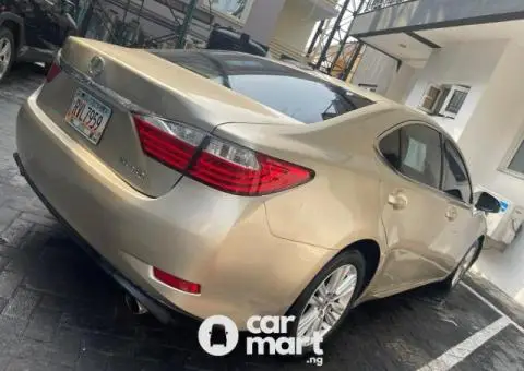 Foreign used 2013 Lexus ES350 - 3/5